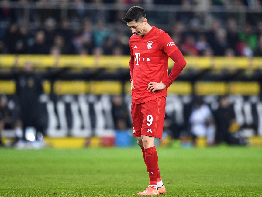 关于荷兰逆转墨西哥，阿拉巴统治全场的信息