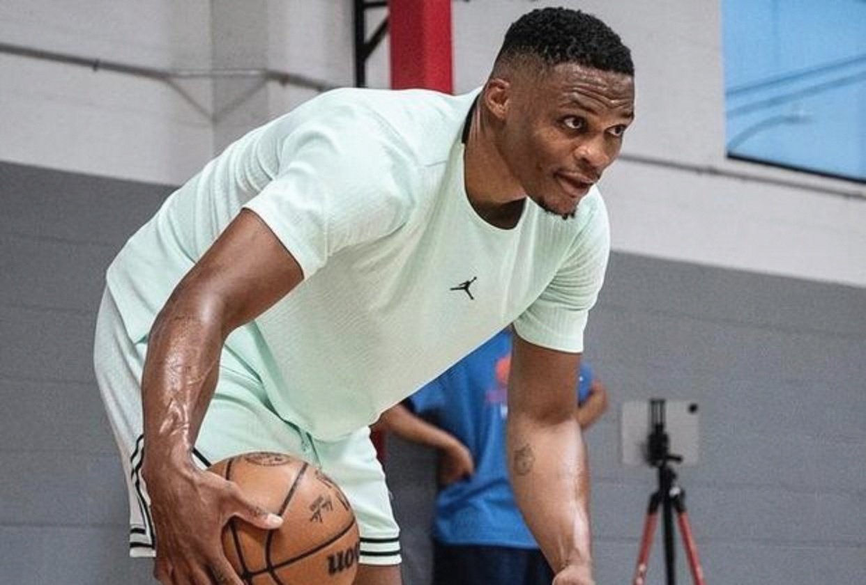 关于凯尔特人B队完胜巴西男篮,威斯布鲁克统治全场的信息 关于凯尔特人B队完胜巴西男篮,威斯布鲁克统治全场的信息