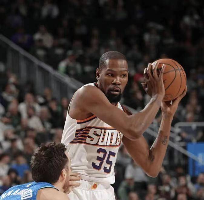 PG游戏下载-包含太阳险胜北京队，利拉德统治全场的词条