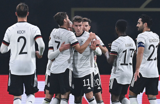 关于葡萄牙不敌乌克兰,小组出线前景未明的信息 关于葡萄牙不敌乌克兰,小组出线前景未明的信息