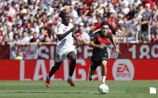 塞维利亚主场击败埃瓦尔，继续领跑西甲积分榜的简单介绍