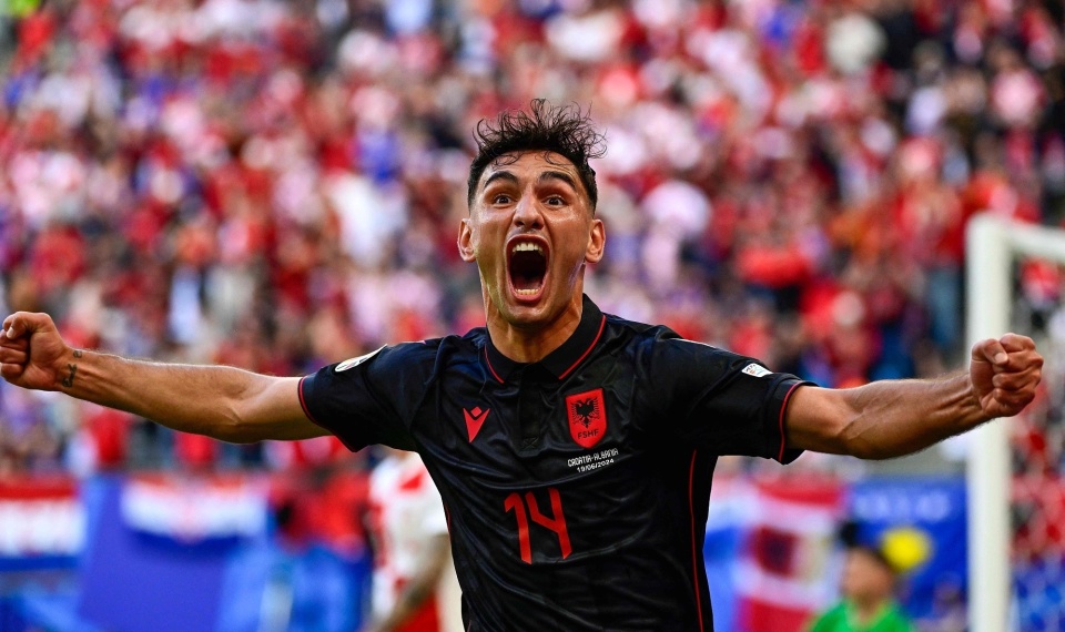 克罗地亚表现抢眼,成为黑马 克罗地亚表现抢眼,成为黑马