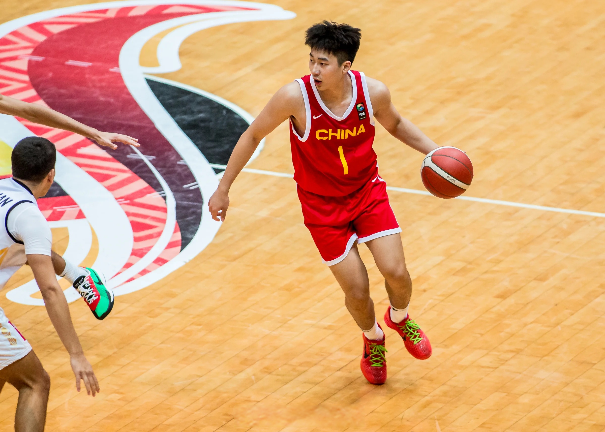 浙江队在主场胜利，迎来好开局