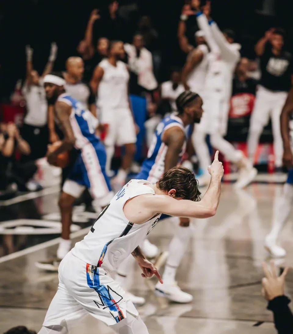 骑士横扫篮网，恩比德高光表现