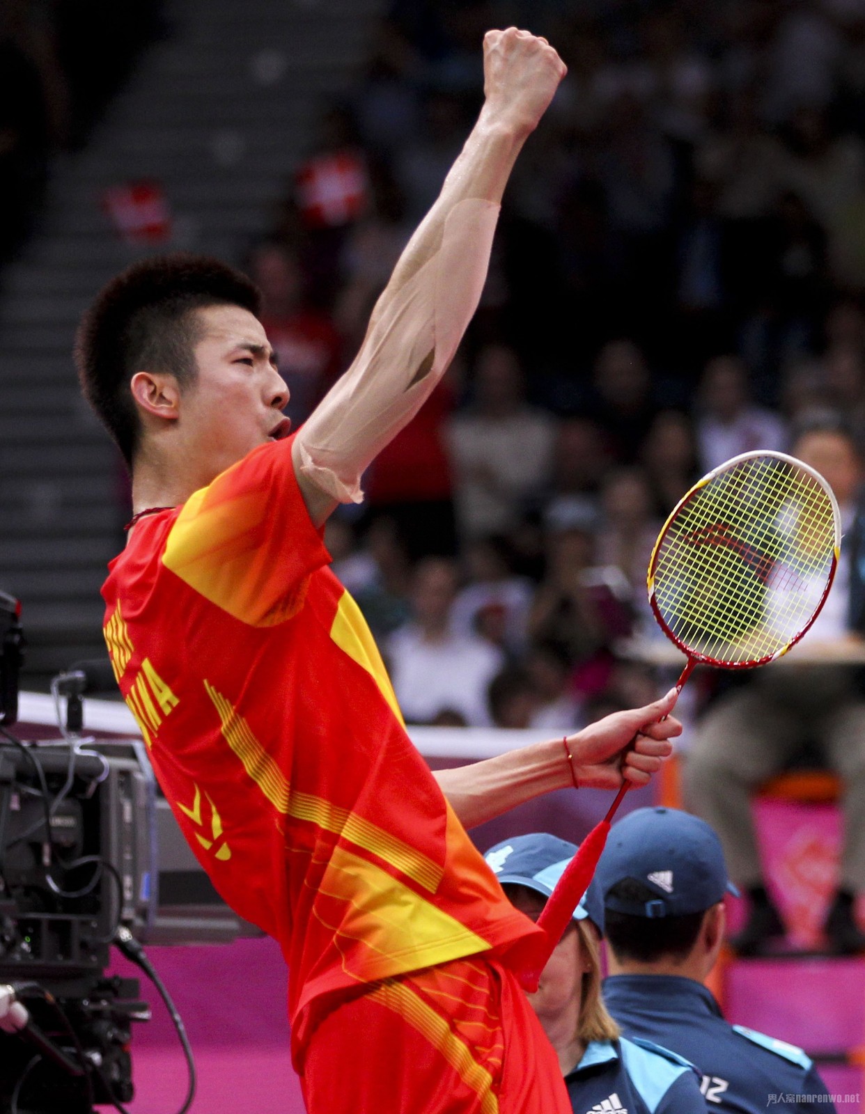 包含丹麦羽毛球队绝地反击印尼羽毛球队，谌龙爆发神勇的词条