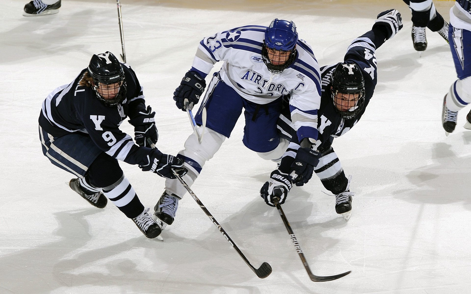 北欧铁壁与致命一击，布雷默一锤定音，瑞典稳稳拿下莱比锡红牛