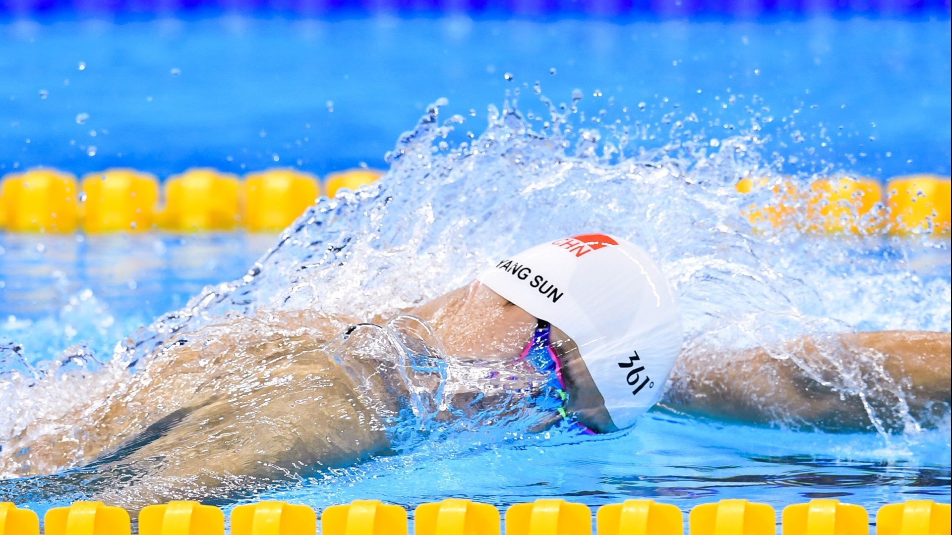 铁幕与利刃,苏格兰的封锁艺术与卢卡库的致命一击