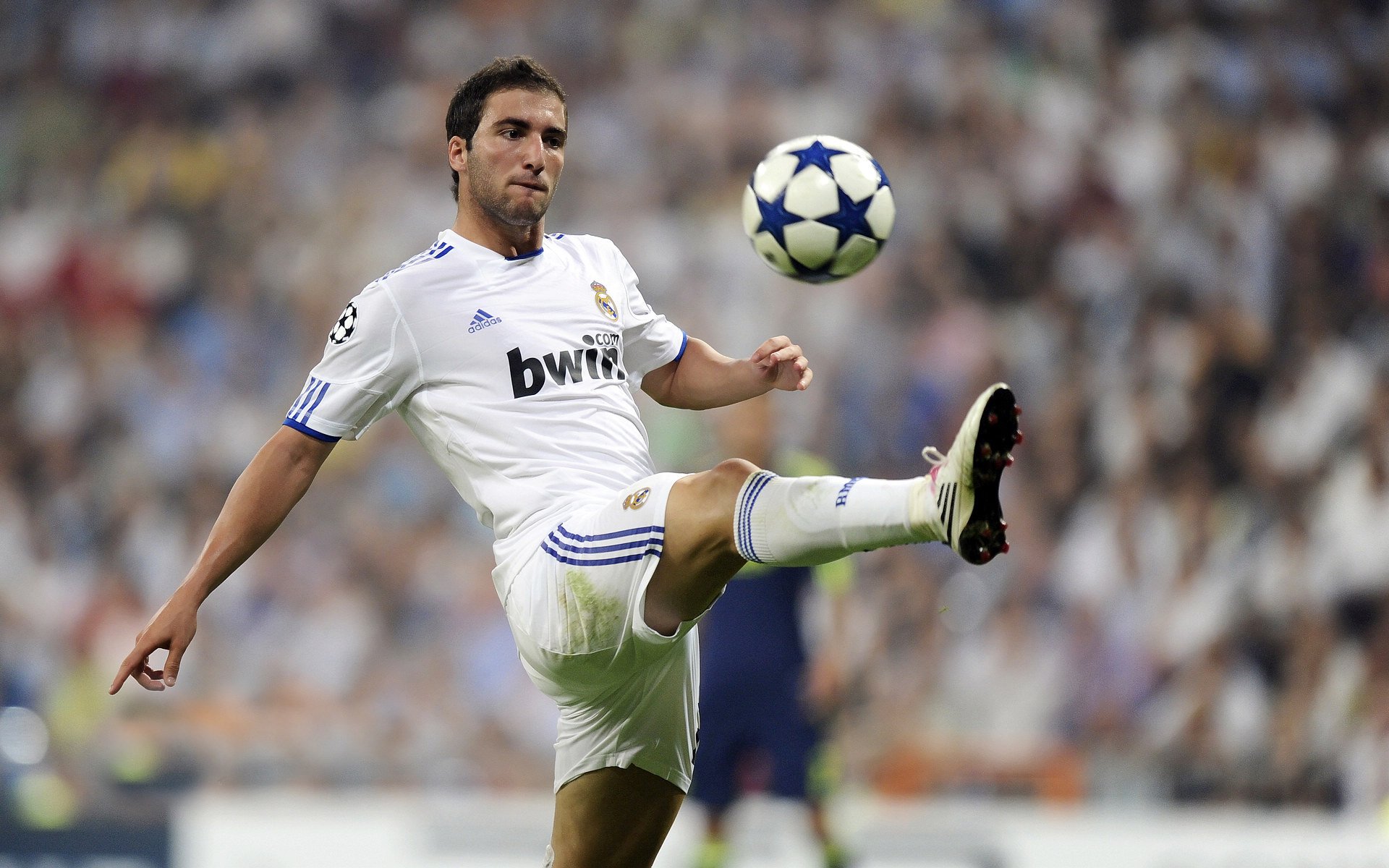 季后赛抢七之夜，迪巴拉关键进球定乾坤